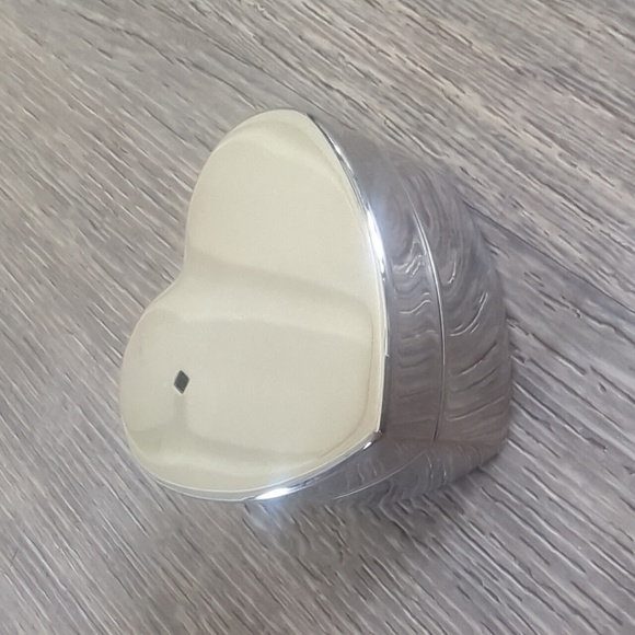 Vintage Silver Trinket Boxes - Set of 2 - Picture 8 of 12